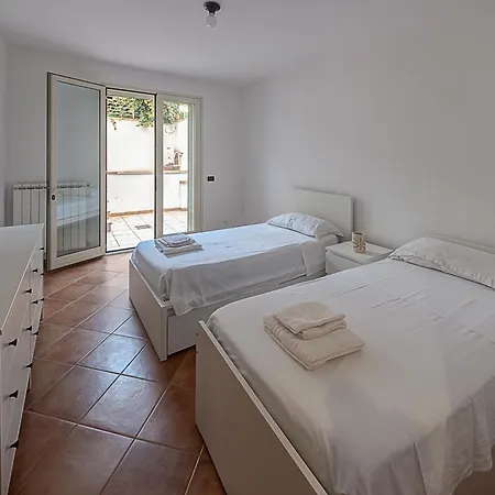 Montalcini By Rive Del Salento *